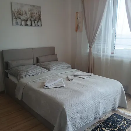 Chic & Cozy Beige Apartment Bratislava