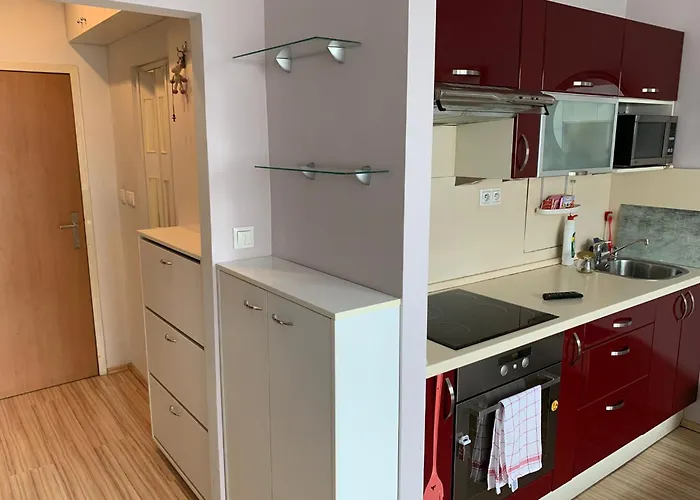 Chic & Cozy Beige Apartament Bratislava